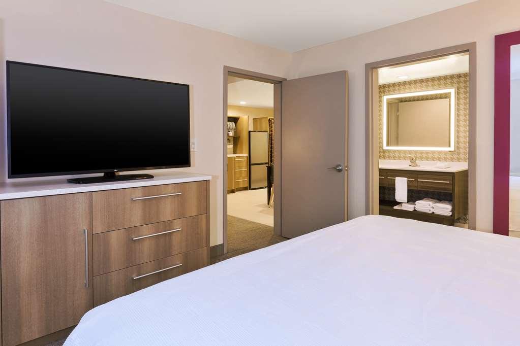 Home2 Suites Wilmington Room photo